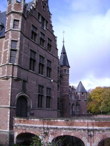 Замок в Антверпене